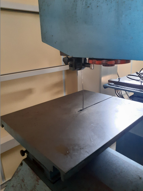 136757 コンターマシン アマダ 1977 V-400の写真2