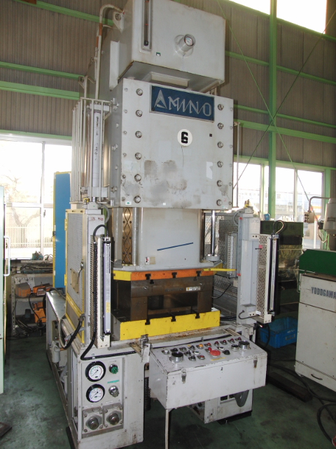 152792 油圧プレス アミノ 1981 PV050Kの写真1