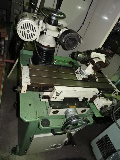 187224 工具研削盤 伊藤製作所  DP-520の写真1