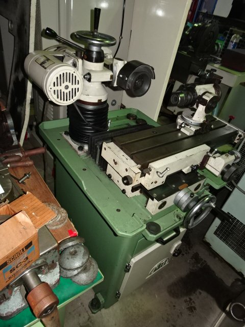 187224 工具研削盤 伊藤製作所  DP-520の写真5