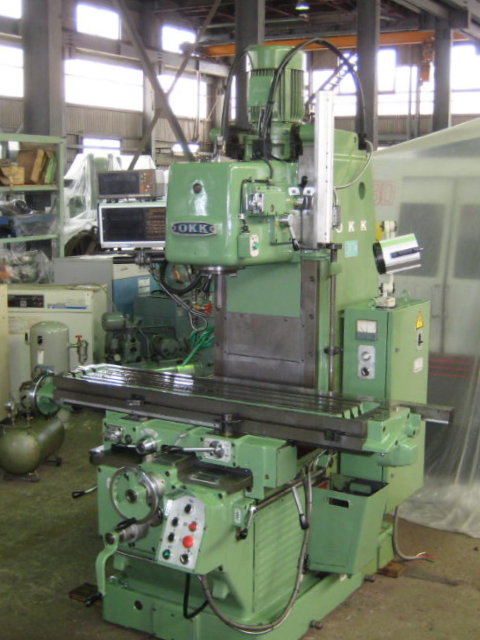 189731 ベッド型立フライス盤 大阪機工  MH-2Vの写真