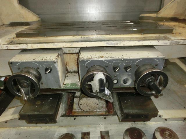 191224 NC立フライス盤 大隈豊和 2001 FMB-430の写真4