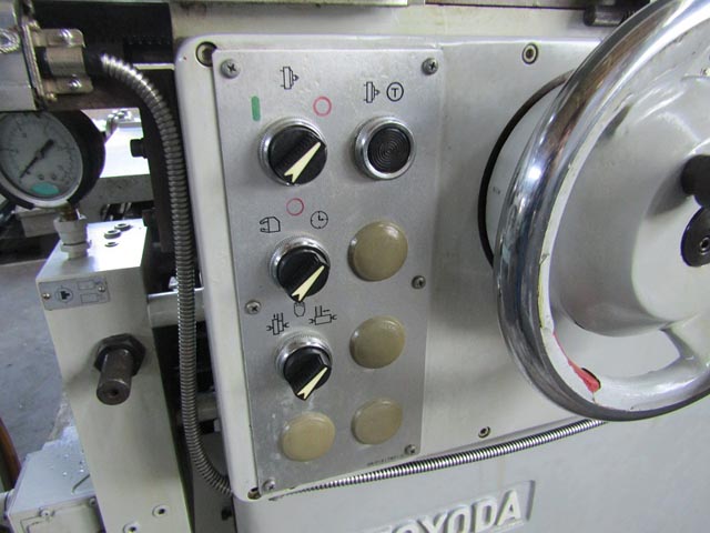 193988 円筒研削盤 豊田工機 1992 GOP-10x30の写真5