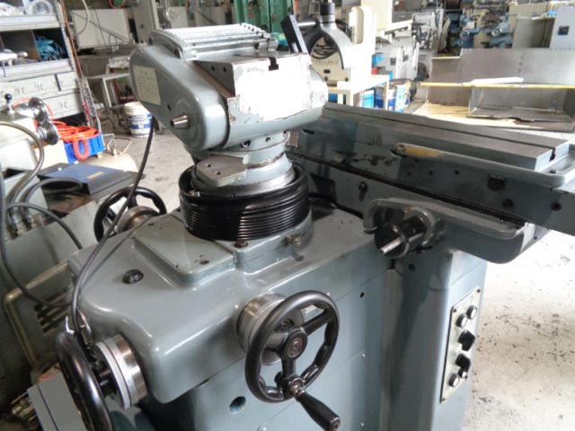 196775 万能工具研削盤 牧野フライス 2007 C-40の写真3