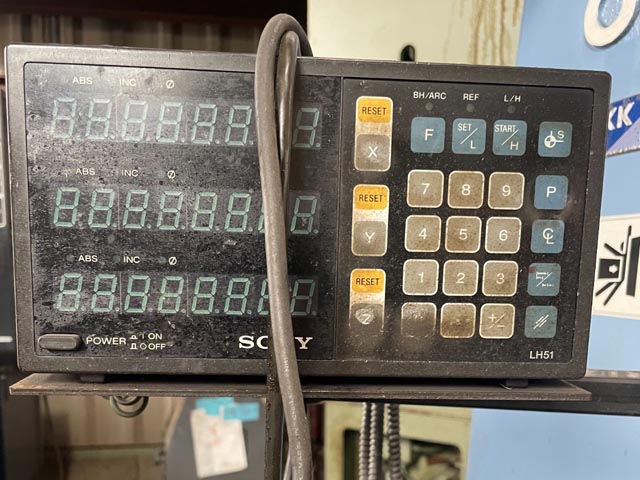 198832 立フライス盤 大阪機工 1998 MH-2Vの写真4