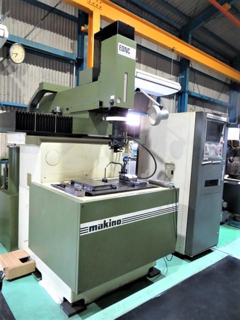 204376 ワイヤーカット 牧野フライス 1990 EDNC64の写真1