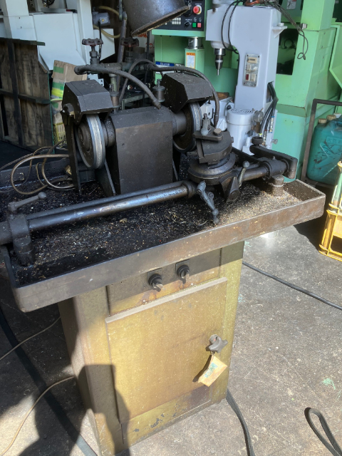 207278 バイト研削盤 イマハシ  CTG-150の写真1