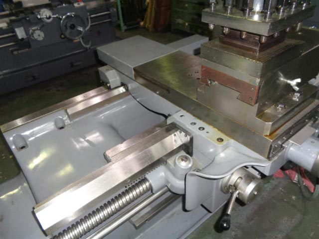 208074 旋盤 中部工機 1981 CLL750x2000の写真5