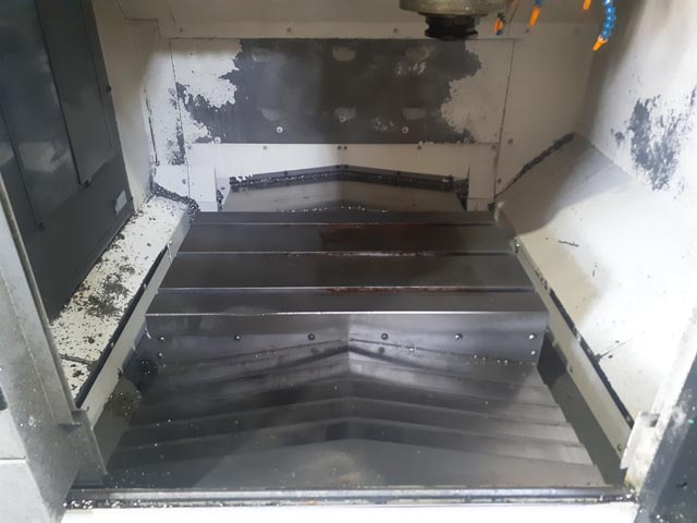 209737 立型マシニングセンタ オークマ 2019 MB-46VBの写真4