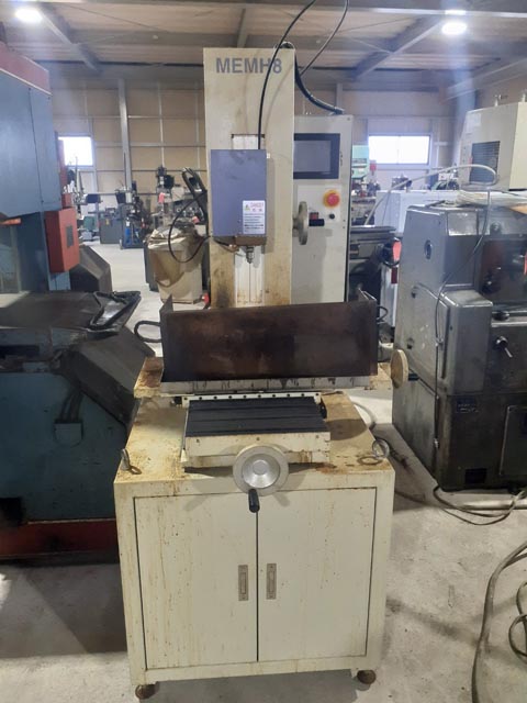 209763 細穴放電加工機 三菱電機 2006 MEMH8の写真1