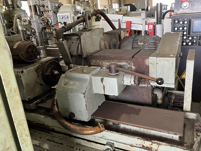 209851 円筒研削盤 コンドウ 1992 CGK-450Mの写真4