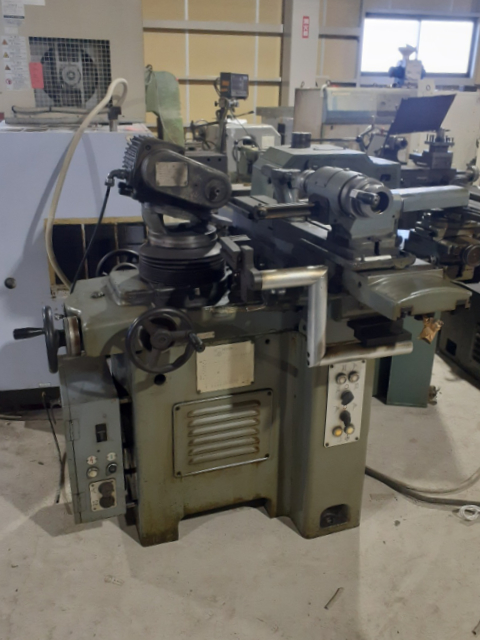 209982 万能工具研削盤 牧野フライス 1991 C-40の写真2