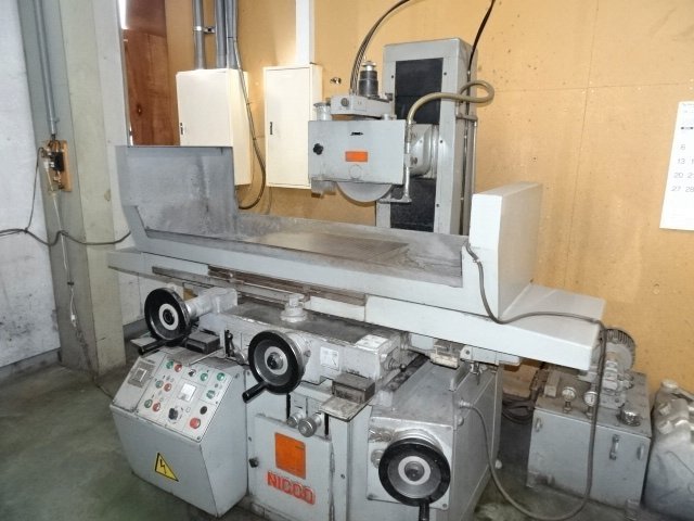 210497 平面研削盤 日興機械 1989 NSG-64Hの写真1