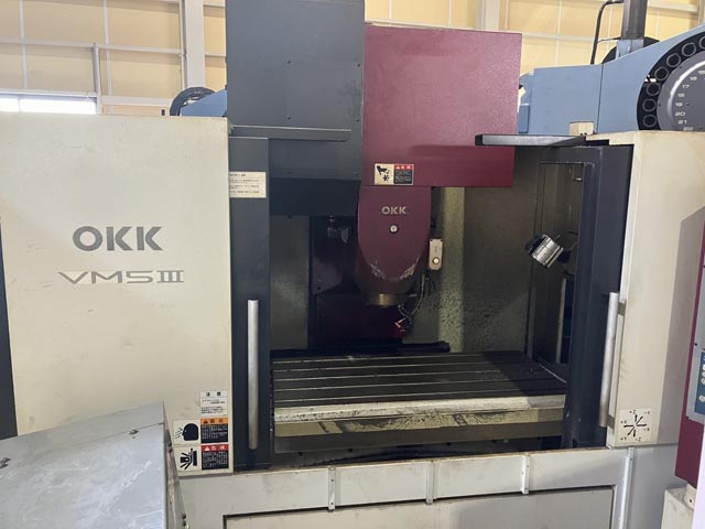 210935 立型マシニングセンタ 大阪機工 2006 VM5IIIの写真1