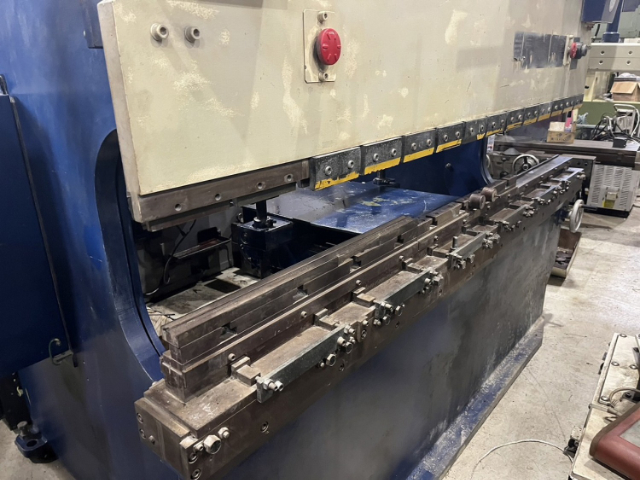 212474 プレスブレーキ コマツ 1992 PHS80x255の写真3