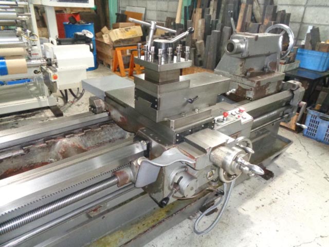 213249 旋盤 中部工機 1984 CLL-750x2000の写真3