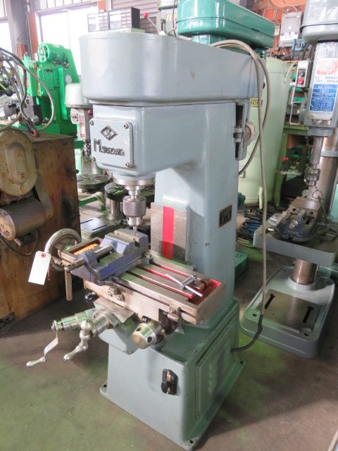 213515 立フライス盤 鈴木  の写真1