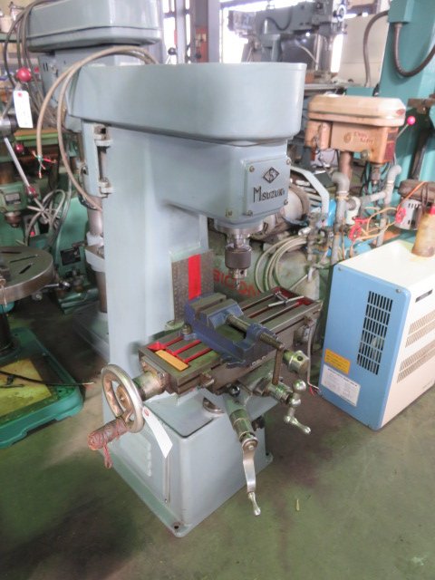 213515 立フライス盤 鈴木  の写真2