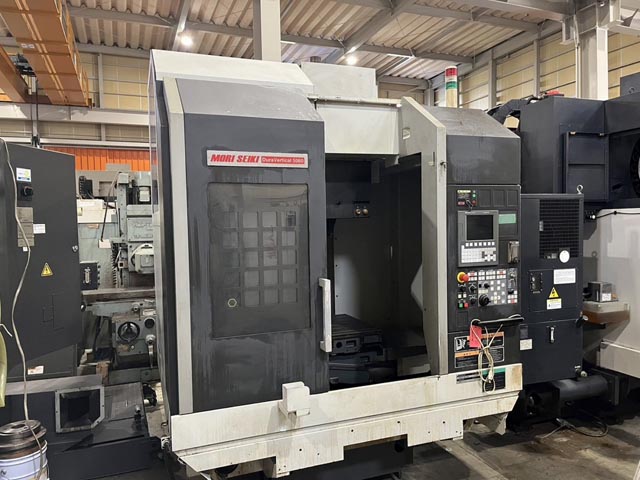 214040 立型マシニングセンタ 森精機 2007 DuraVertical5060の写真1