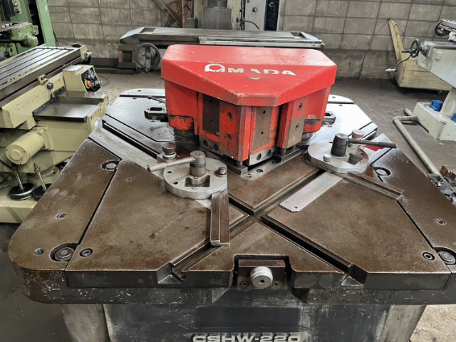 214047 コーナーシャー アマダ 1988 CSHW-220の写真5