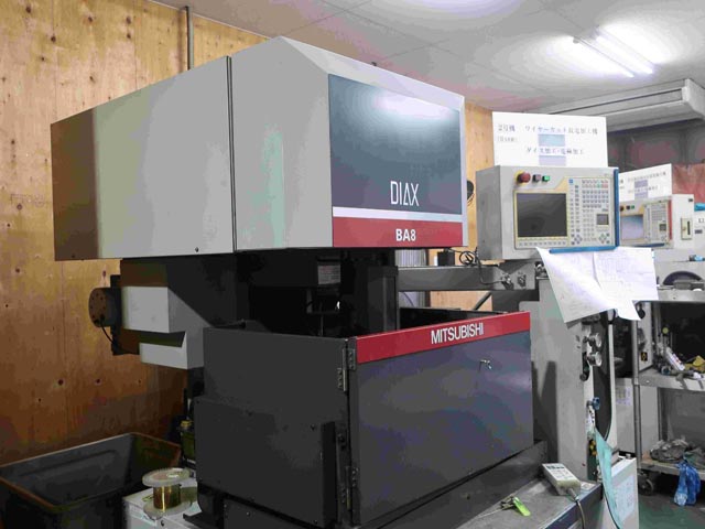 215004 ワイヤーカット 三菱 2012 BA8の写真1