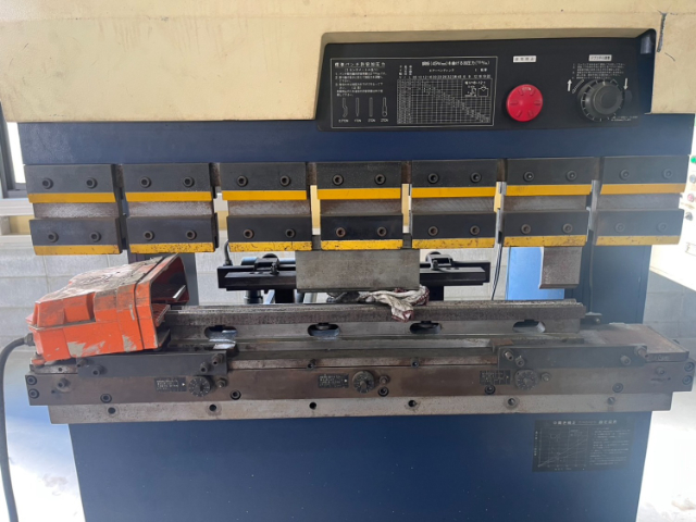 215014 プレスブレーキ コマツ 1992 PHS25x125の写真4