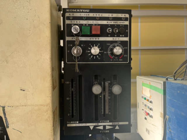 215014 プレスブレーキ コマツ 1992 PHS25x125の写真5