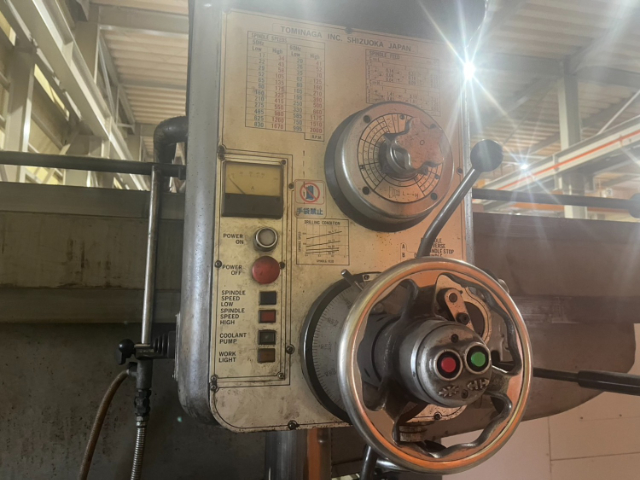 215450 ラジアルボール盤 富永鉄工所 1986 TRE-2000Dの写真3