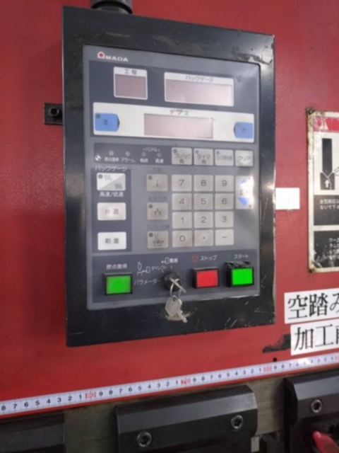 215659 NCプレスブレーキ アマダ 1996 FBD-8025LDの写真4