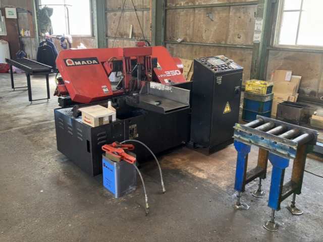 216506 バンドソー アマダ 2008 HFA-250の写真1