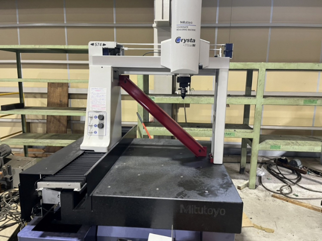 216521 三次元測定機 ミツトヨ 2009 Crysta-Plus M574(196-475)の写真1