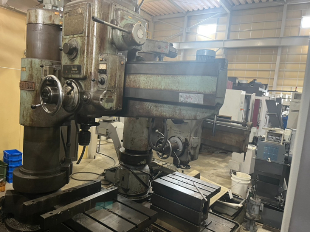 217830 ラジアルボール盤 吉田鉄工所 1980 YR5-130の写真1