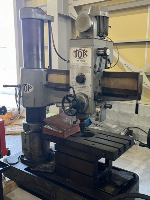 217833 ラジアルボール盤 東亜機械  TRD-1000Gの写真1