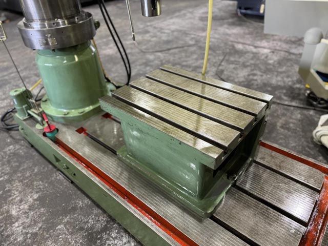 218266 ラジアルボール盤 小川鉄工 1991 HOR-D1400の写真6