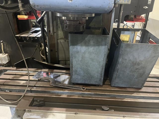 218840 立フライス盤 大阪機工 1990 MH-2Vの写真4