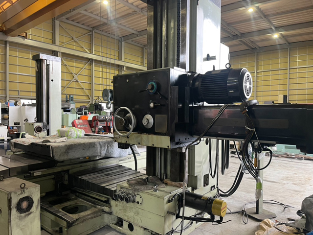 218842 横中ぐり盤 倉敷機械 1986 KBT-1103の写真06