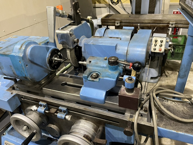 218846 円筒研削盤 丸栄機械 2012 MG-200の写真05