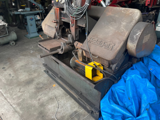 218850 バンドソー アマダ 1985 H-250SAの写真2