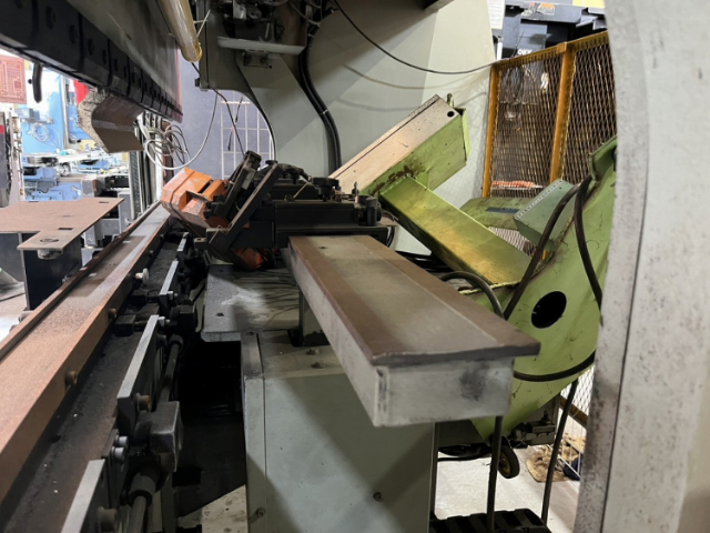 218851 プレスブレーキ コマツ 2000 PHS110x255の写真5