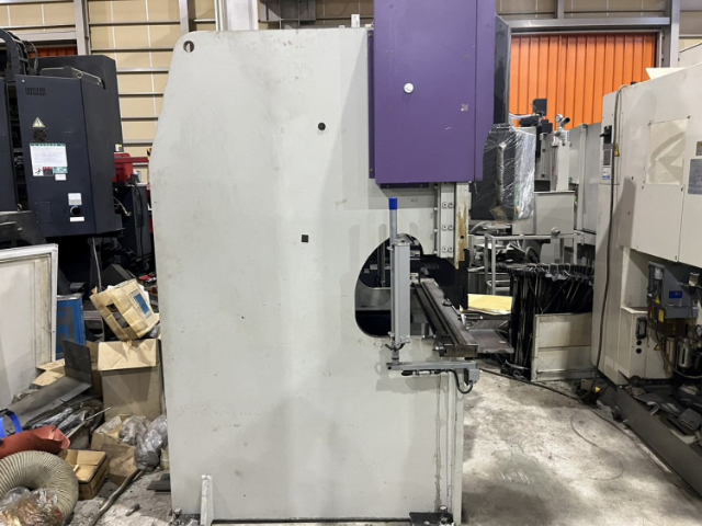 218852 プレスブレーキ 東洋工機 2005 HPB-4012ATの写真2