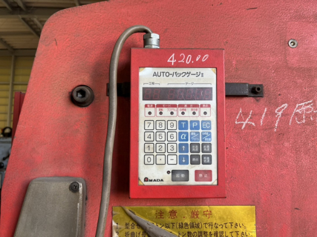 218853 プレスブレーキ アマダ 1990 RG-35Sの写真6