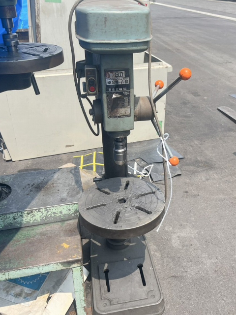 218869 卓上ボール盤 日立工機  B23SCの写真1