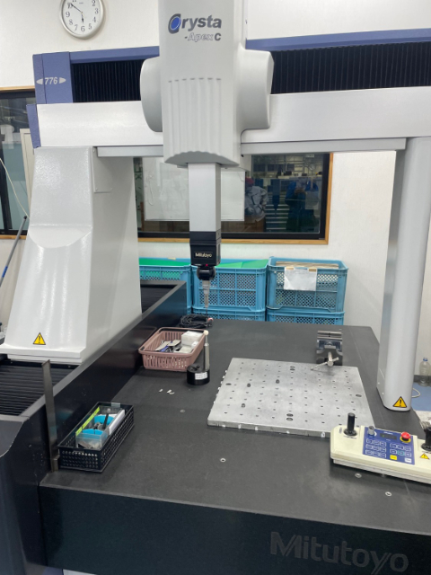 218884 三次元測定機 ミツトヨ 2003 Crysta-Apex C776の写真2
