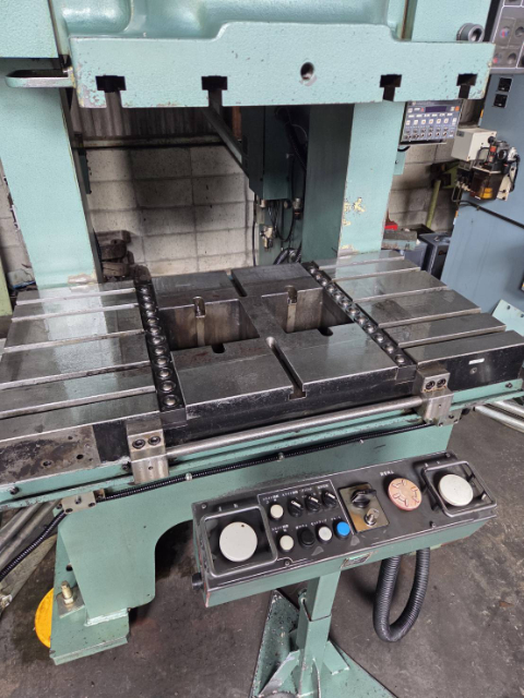 218996 プレス アマダ 2006 TPL-150の写真3